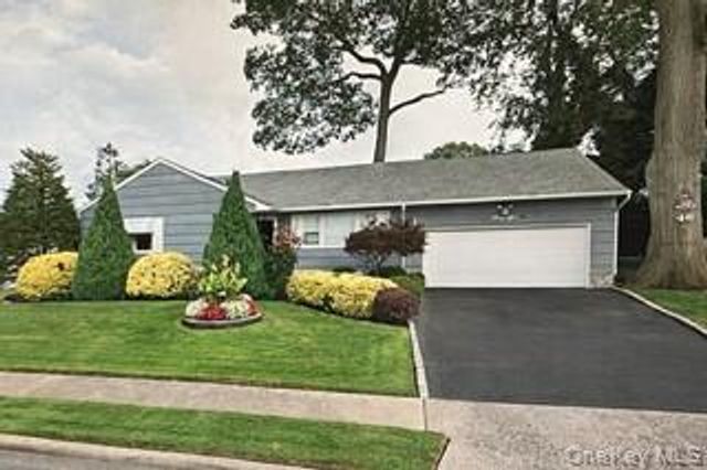 46 Bedford Avenue, Massapequa, NY 11758
