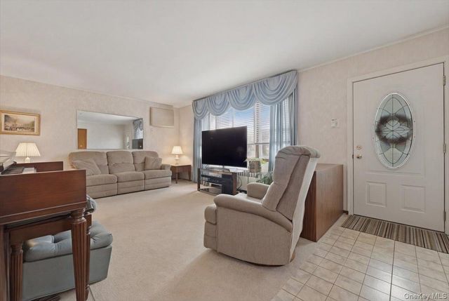 46 Bedford Avenue, Massapequa, NY 11758