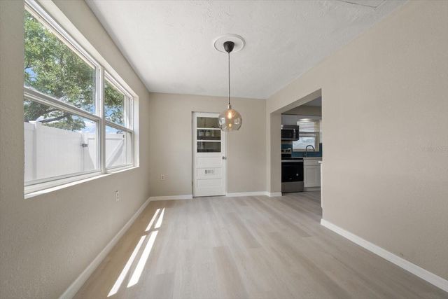 766 90TH AVENUE N, St Petersburg, FL 33702