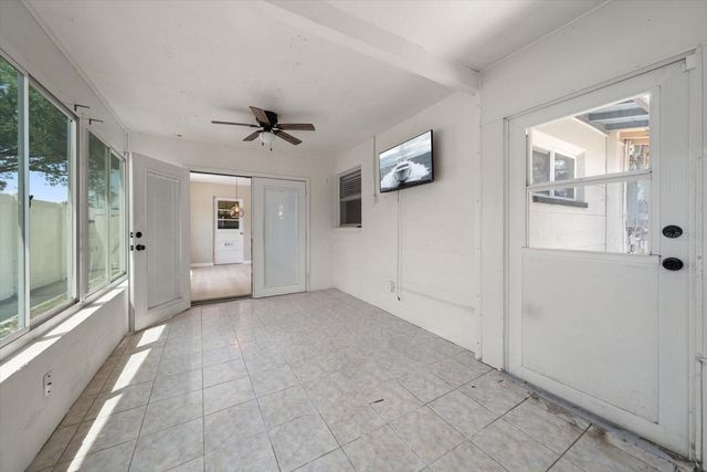 766 90TH AVENUE N, St Petersburg, FL 33702