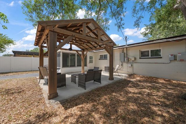 766 90TH AVENUE N, St Petersburg, FL 33702