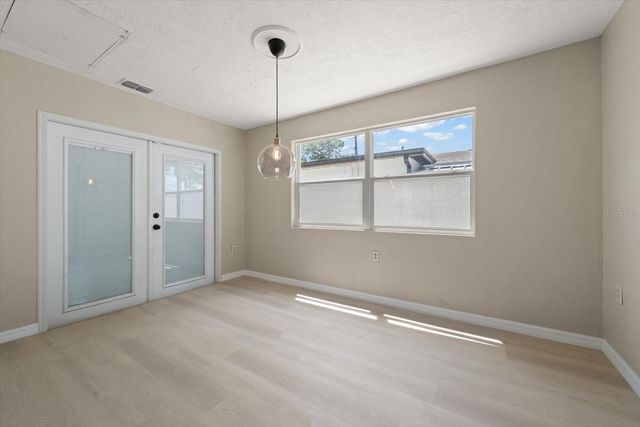766 90TH AVENUE N, St Petersburg, FL 33702