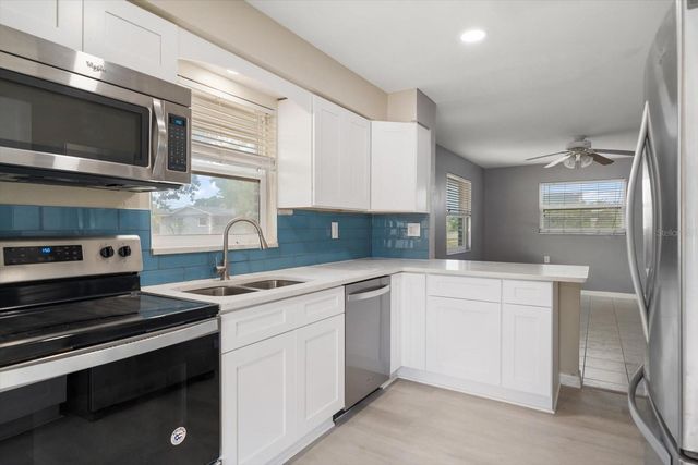 766 90TH AVENUE N, St Petersburg, FL 33702
