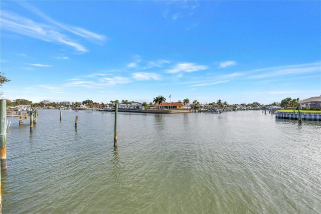 4114 42ND AVENUE S, St Petersburg, FL 33711