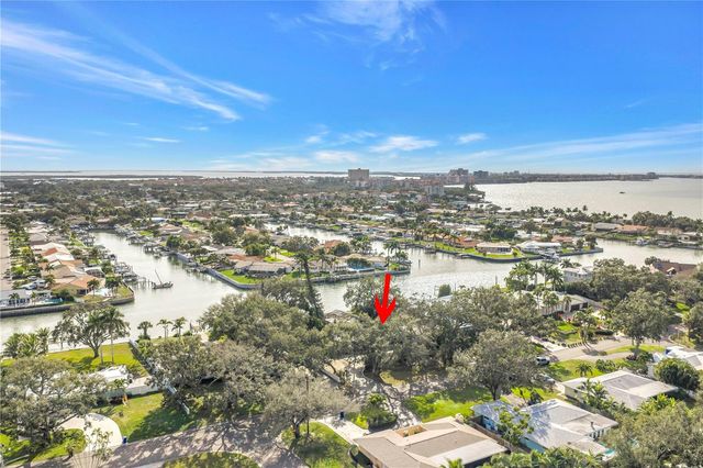 4114 42ND AVENUE S, St Petersburg, FL 33711