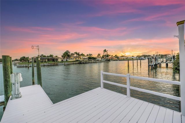 4114 42ND AVENUE S, St Petersburg, FL 33711