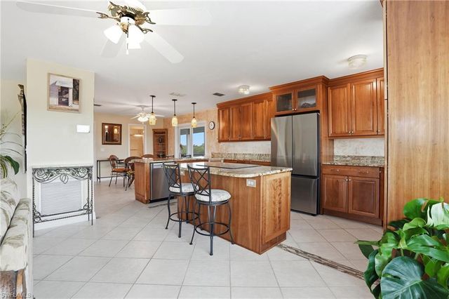 48 Fairview BLVD, Fort Myers Beach, FL 33931