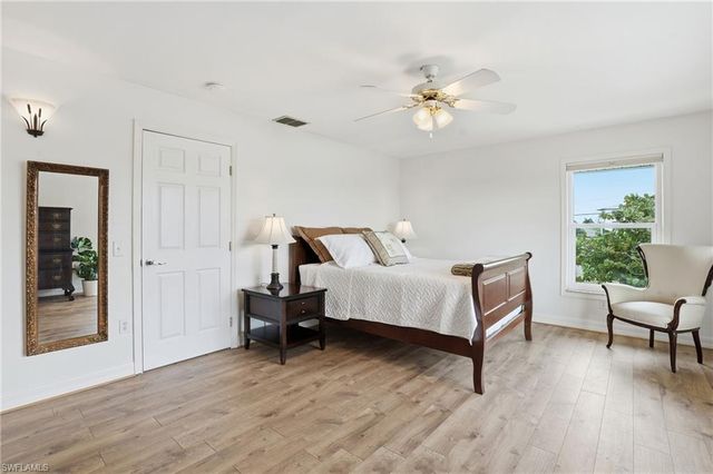 48 Fairview BLVD, Fort Myers Beach, FL 33931