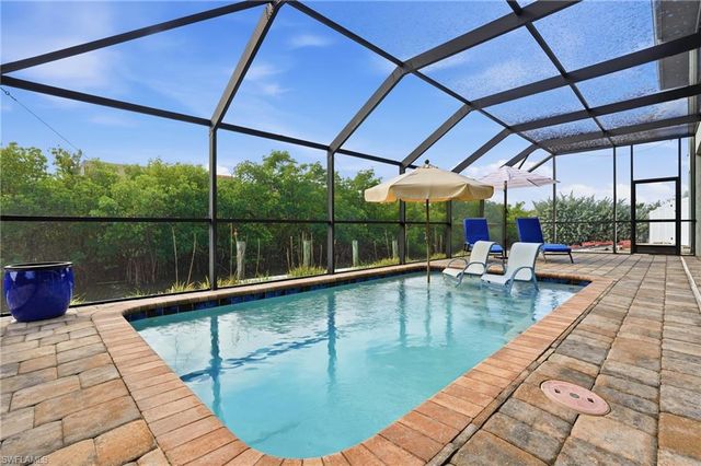 48 Fairview BLVD, Fort Myers Beach, FL 33931