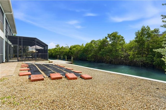 48 Fairview BLVD, Fort Myers Beach, FL 33931