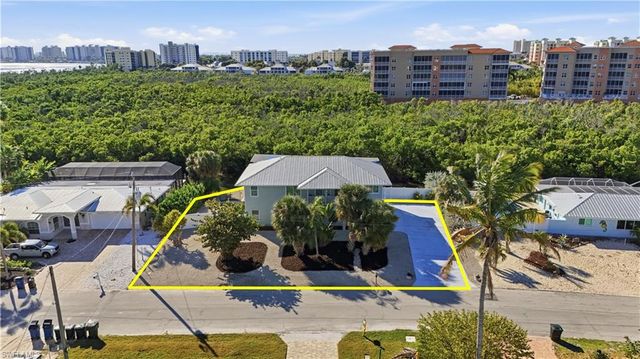 48 Fairview BLVD, Fort Myers Beach, FL 33931