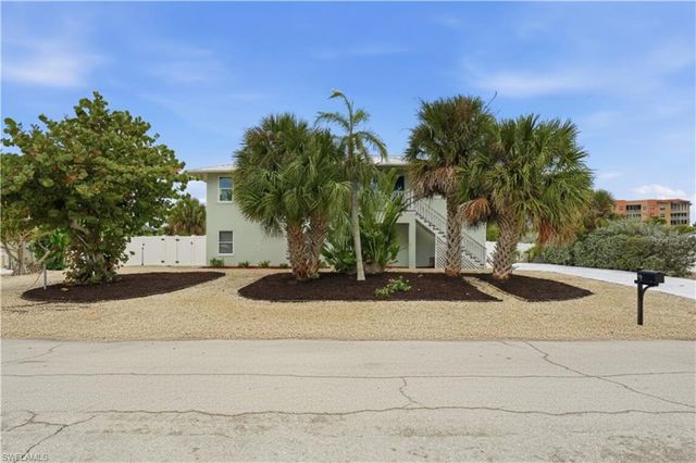 48 Fairview BLVD, Fort Myers Beach, FL 33931