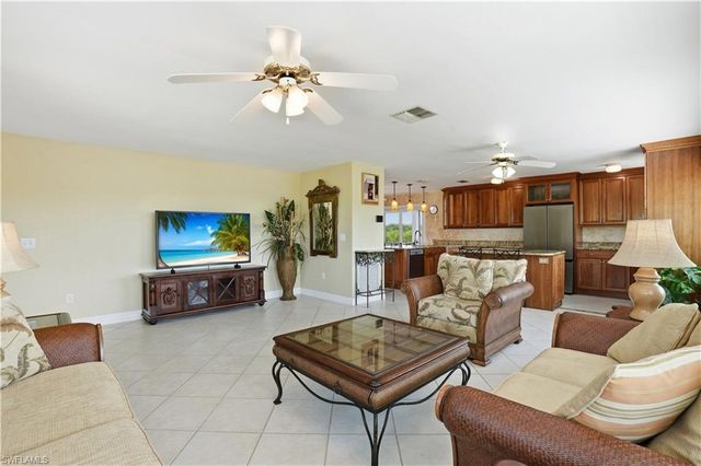 48 Fairview BLVD, Fort Myers Beach, FL 33931