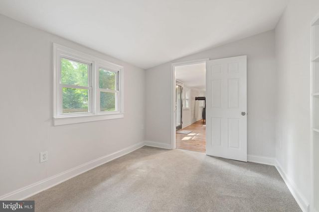 8331 HAIRE ST, Manassas, VA 20112