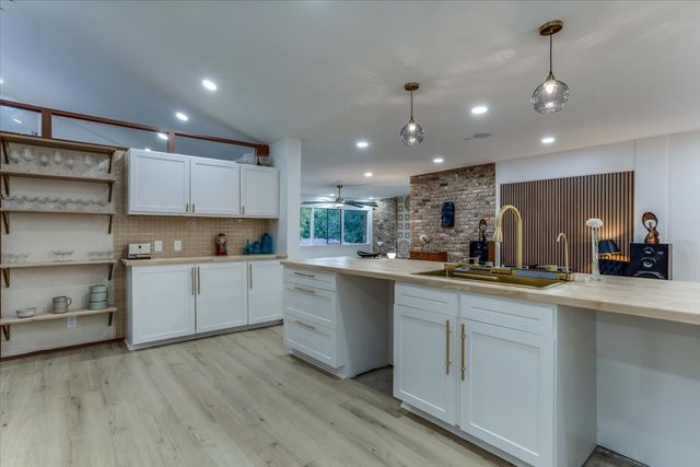 1729 Boca Chica Drive, Dallas, TX 75232