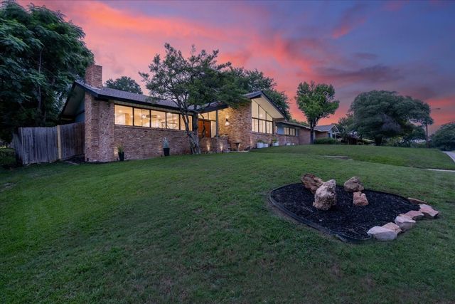 1729 Boca Chica Drive, Dallas, TX 75232