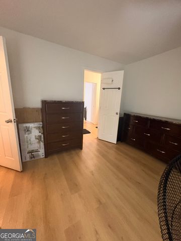 1148 Mannbrook Drive, Stone Mountain, GA 30083