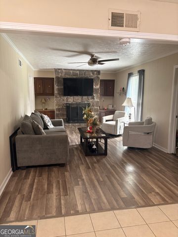 1148 Mannbrook Drive, Stone Mountain, GA 30083