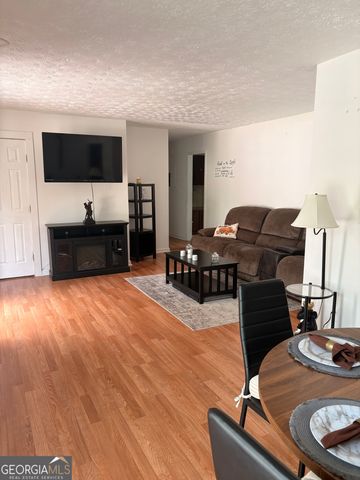1148 Mannbrook Drive, Stone Mountain, GA 30083