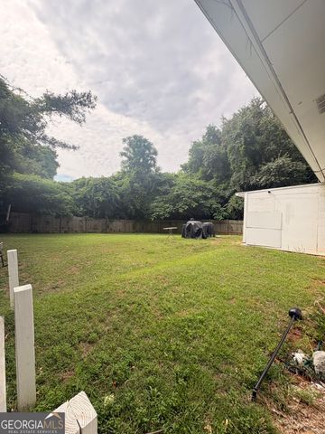1148 Mannbrook Drive, Stone Mountain, GA 30083