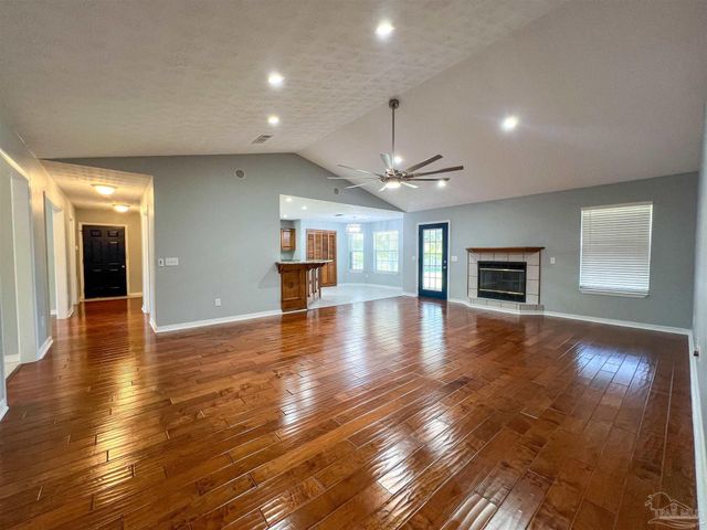 7342 Wymart Rd, Pensacola, FL 32526