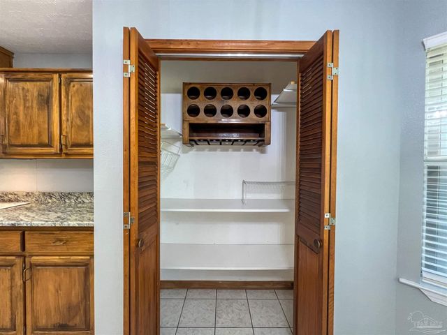 7342 Wymart Rd, Pensacola, FL 32526