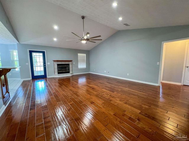 7342 Wymart Rd, Pensacola, FL 32526