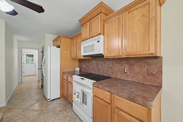 15 Lakeside, Trinity, TX 75862