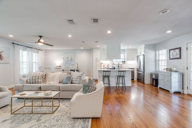 10023 Shadyview Drive, Dallas, TX 75238