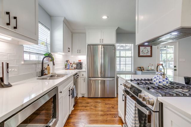 10023 Shadyview Drive, Dallas, TX 75238