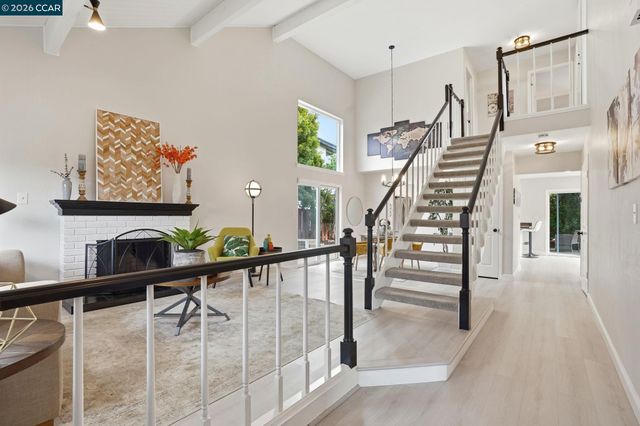 5537 Pamplona Ct, Concord, CA 94521