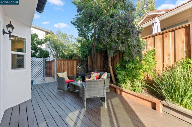 5537 Pamplona Ct, Concord, CA 94521