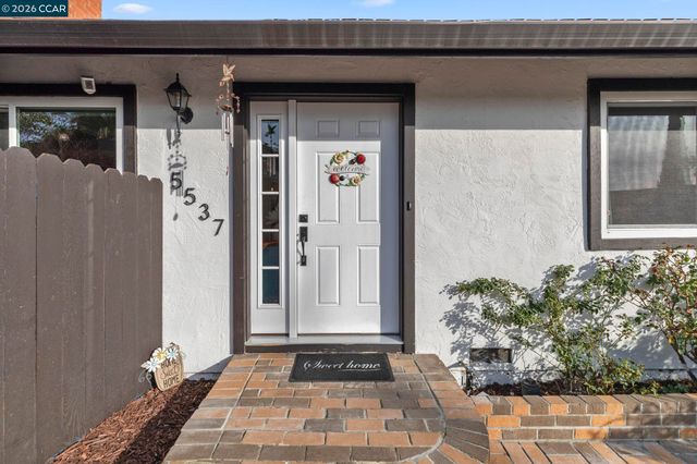 5537 Pamplona Ct, Concord, CA 94521