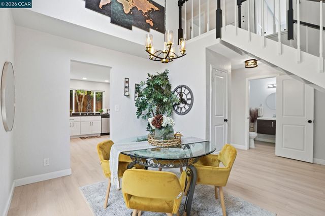 5537 Pamplona Ct, Concord, CA 94521