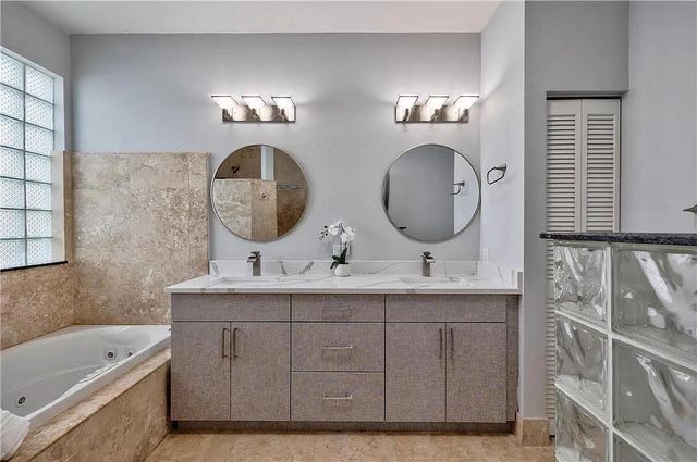 5989 NW 74th Street, Parkland, FL 33067