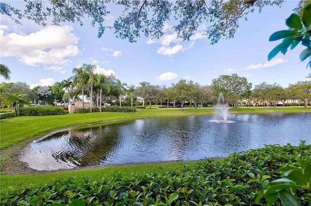 5989 NW 74th Street, Parkland, FL 33067