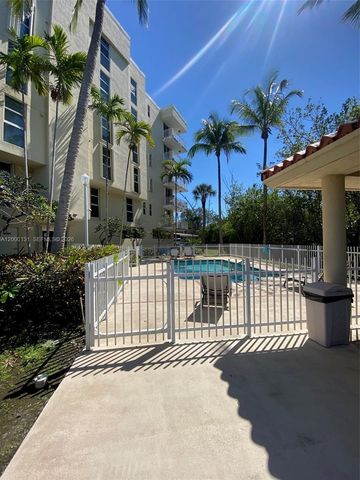 16590 NE 26th Ave 202, North Miami Beach, FL 33160