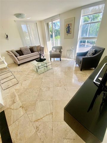 16590 NE 26th Ave 202, North Miami Beach, FL 33160