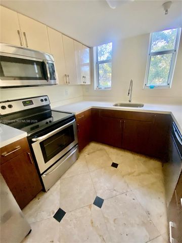 16590 NE 26th Ave 202, North Miami Beach, FL 33160