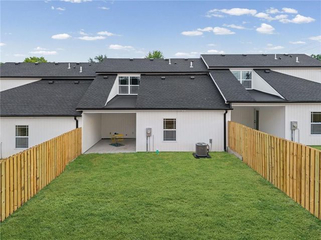 115 E 3rd Street, Lawson, MO 64062