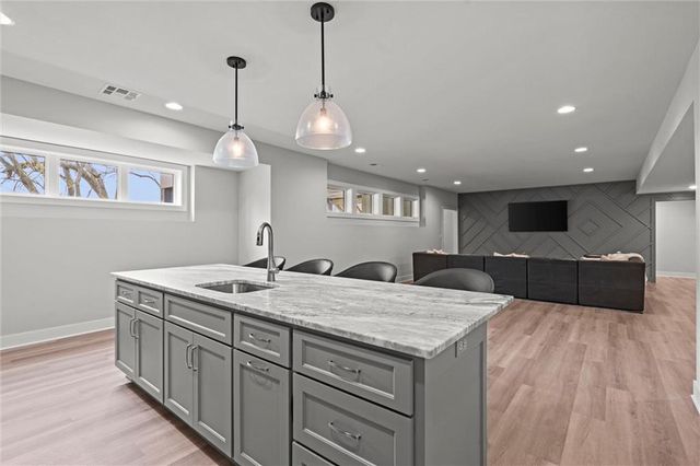 17021 Lucille Street, Overland Park, KS 66221