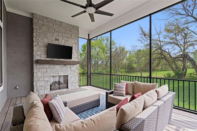 17021 Lucille Street, Overland Park, KS 66221