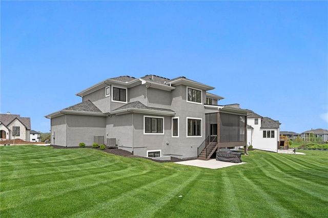 17021 Lucille Street, Overland Park, KS 66221