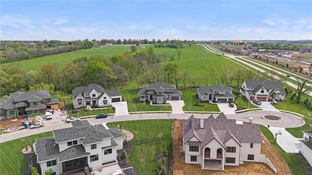 17021 Lucille Street, Overland Park, KS 66221