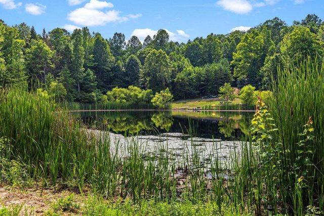 4743 Shoemaker Ridge Road, Zoe, KY 41397