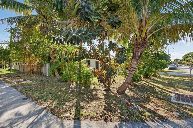 1488 NE 29th Street, Pompano Beach, FL 33064
