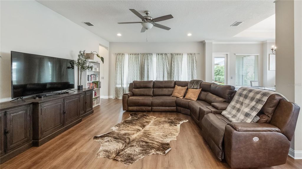 Image 19 of property listing at 16451 GOOD HEARTH BOULEVARD, Clermont, FL 34711