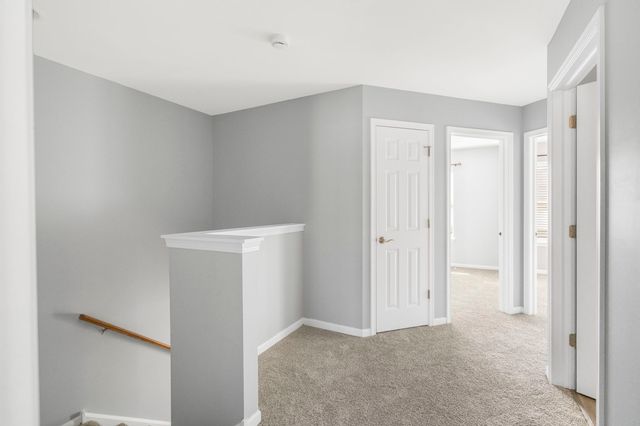 375 N Commerce Street, Aurora, IL 60504