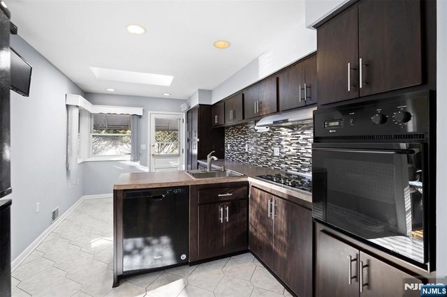 1774 Rensselaer Road, Teaneck, NJ 07666