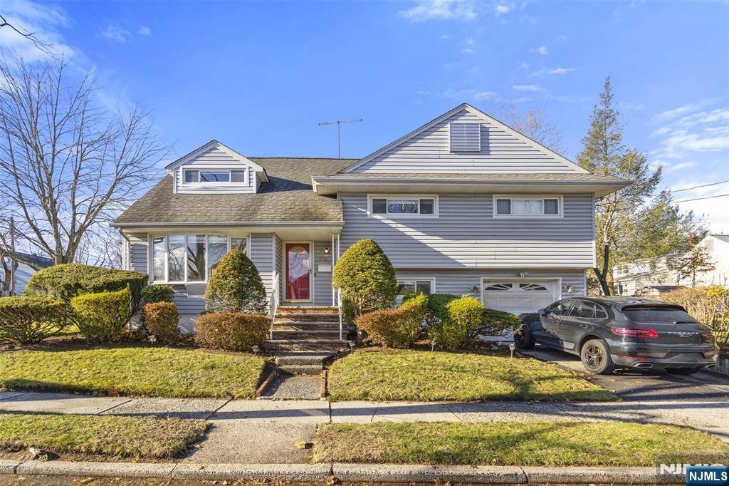 1774 Rensselaer Road, Teaneck, NJ 07666
